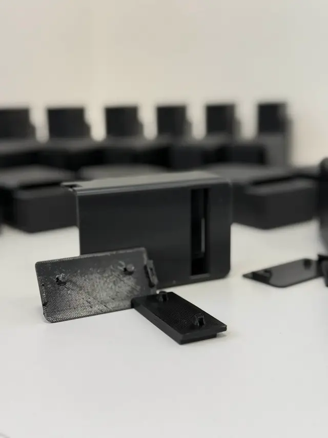 Запасні частини